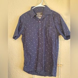 Broken Threads Button down